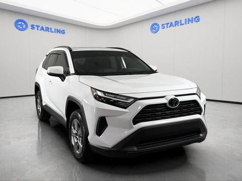 Used 2025 Toyota RAV4 XLE w/ Convenience Package FWD image 14