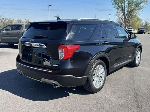 Used 2020 Ford Explorer Limited image 3