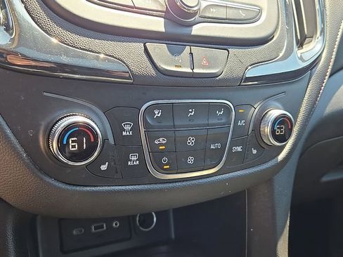 Used 2024 Chevrolet Equinox RS AWD/4WD image 14