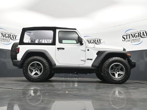 Used 2024 Jeep Wrangler Sport AWD/4WD image 33