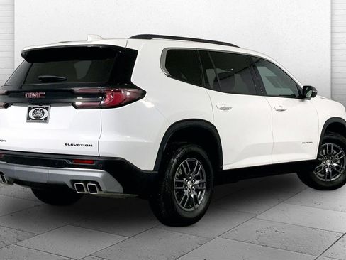 Used 2025 GMC Acadia Elevation FWD image 13