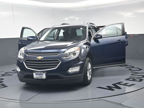 Used 2017 Chevrolet Equinox LT w/ Convenience Package FWD image 22