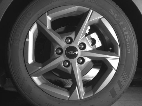 Used 2025 Kia K4 FWD image 14