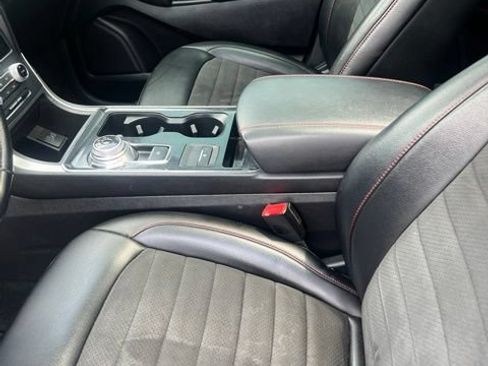 Used 2022 Ford Edge ST-Line AWD/4WD image 14