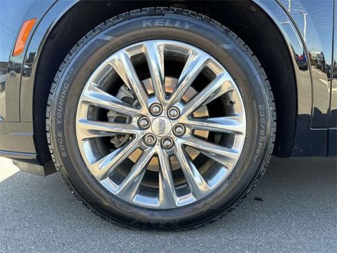 Certified 2023 Cadillac XT6 Premium Luxury w/ Technology Package image 39