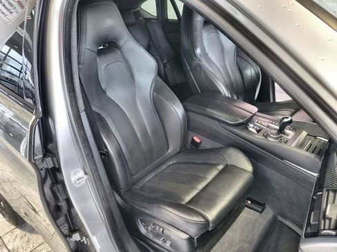 Used 2017 BMW X6 M AWD/4WD image 25