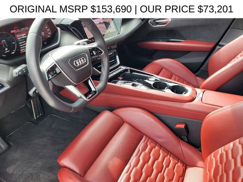Used 2024 Audi RS e-tron GT image 7