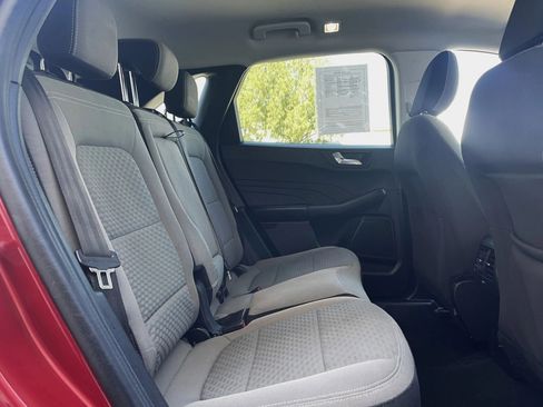 Used 2021 Ford Escape SE w/ SE Sport Appearance Package FWD image 22