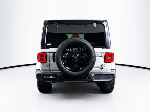 Used 2023 Jeep Wrangler Unlimited Sahara w/ Cold Weather Group AWD/4WD image 7