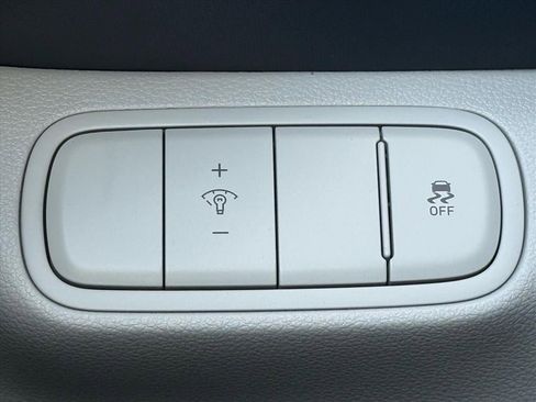 New 2026 Hyundai Venue SEL image 17