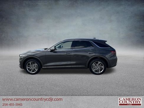 Used 2025 Genesis GV70 2.5T AWD/4WD image 6