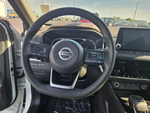 Used 2021 Nissan Rogue SV AWD/4WD image 18