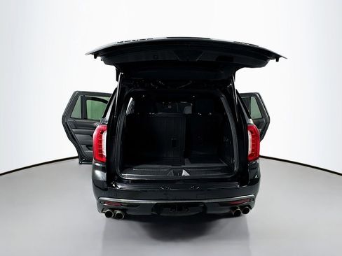 Used 2022 GMC Yukon AT4 AWD/4WD image 28