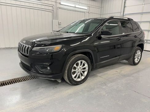 Used 2019 Jeep Cherokee Latitude w/ Popular Appearance Group FWD image 10
