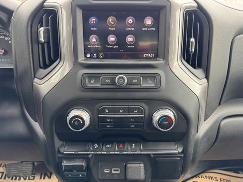 Used 2021 GMC Sierra 2500 4x4 Crew Cab w/ Convenience Package image 21