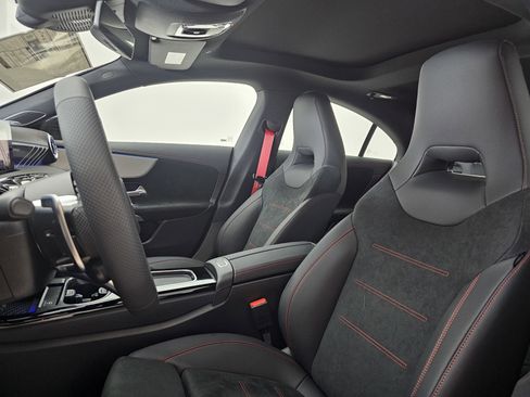 New 2026 Mercedes-Benz CLA 35 AMG 4MATIC image 9