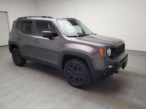 Used 2019 Jeep Renegade Sport image 11