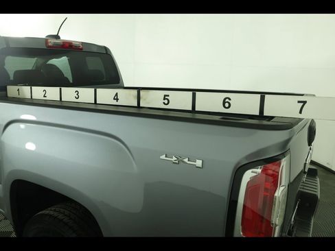 Used 2021 GMC Canyon Elevation Standard w/ Convenience Package image 13