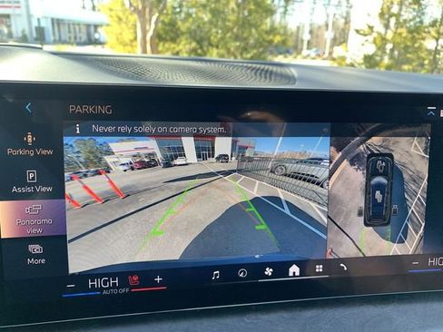 Used 2025 BMW X7 xDrive40i image 22