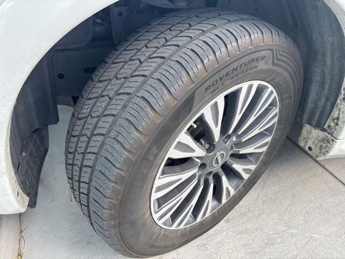 Used 2021 Nissan Armada SL w/ Midnight Edition Package image 17