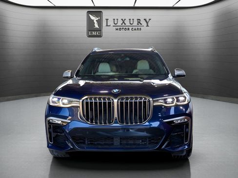 Used 2020 BMW X7 M50i w/ Dynamic Handling Package AWD/4WD image 3