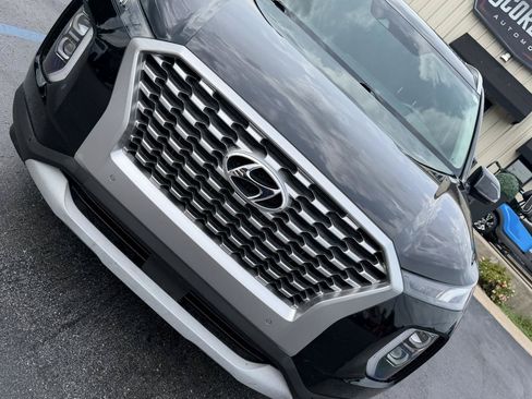 Used 2022 Hyundai Palisade SEL w/ 8P Bench Seat Package FWD image 9