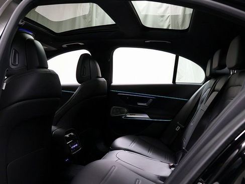 New 2026 Mercedes-Benz E 53 AMG e 4MATIC Sedan image 16