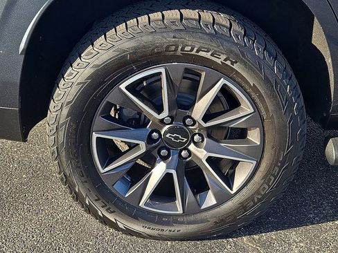 Used 2021 Chevrolet Tahoe Z71 w/ Z71 Signature Package image 7