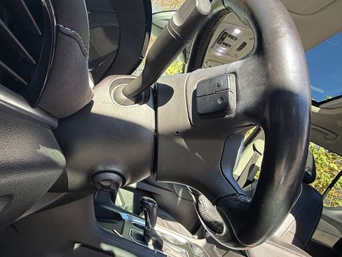 Used 2020 Chevrolet Traverse High Country image 16