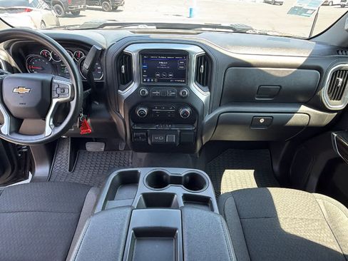 Used 2021 Chevrolet Silverado 2500 LT AWD/4WD image 26