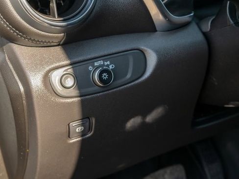 Used 2023 Chevrolet Blazer LT image 15