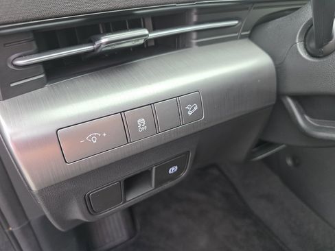 Used 2024 Hyundai Kona SEL image 16