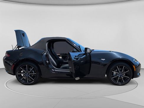 New 2026 MAZDA MX-5 Miata Grand Touring RWD image 15