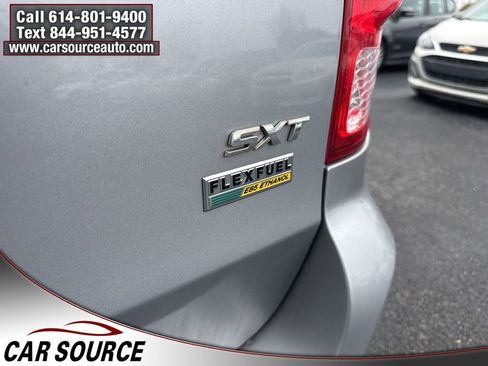 Used 2019 Dodge Grand Caravan SXT image 6