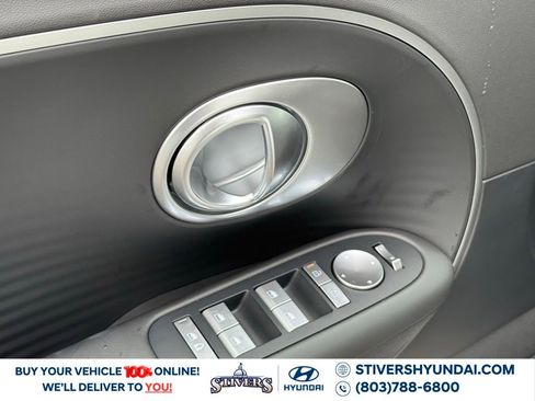 New 2026 Hyundai Ioniq 9 SE image 13