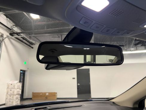 Used 2019 Ford Fusion SE w/ Equipment Group 151A image 23