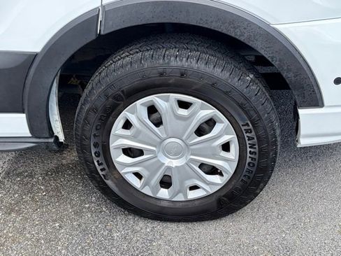 Used 2024 Ford Transit 350 XLT image 11