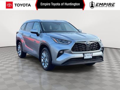Used 2024 Toyota Highlander Limited