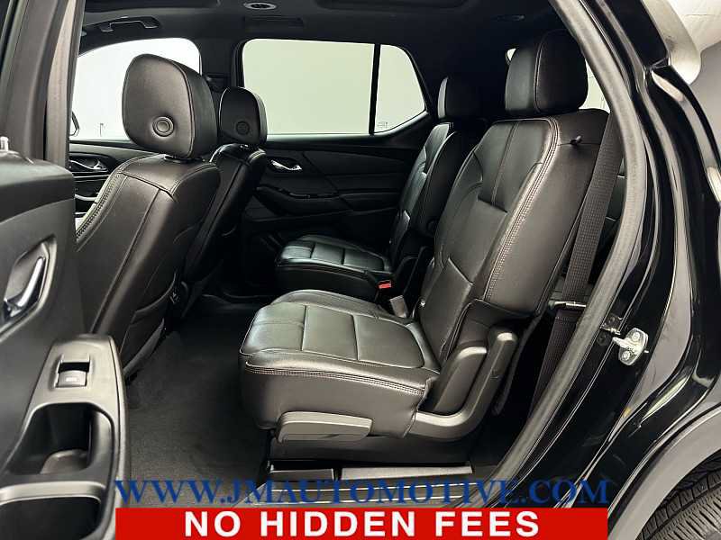 Used 2024 Chevrolet Traverse RS AWD/4WD image 15