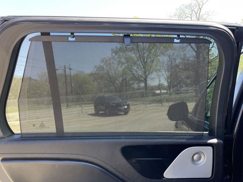 Used 2023 Lincoln Aviator Reserve w/ Equipment Group 201A image 38