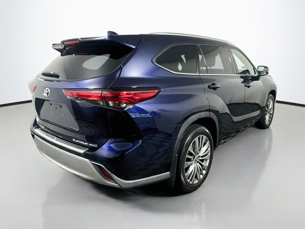 Used 2020 Toyota Highlander Platinum AWD/4WD image 8