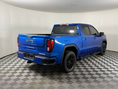 Used 2022 GMC Sierra 1500 Elevation w/ LPO, Elevation Black Package image 10