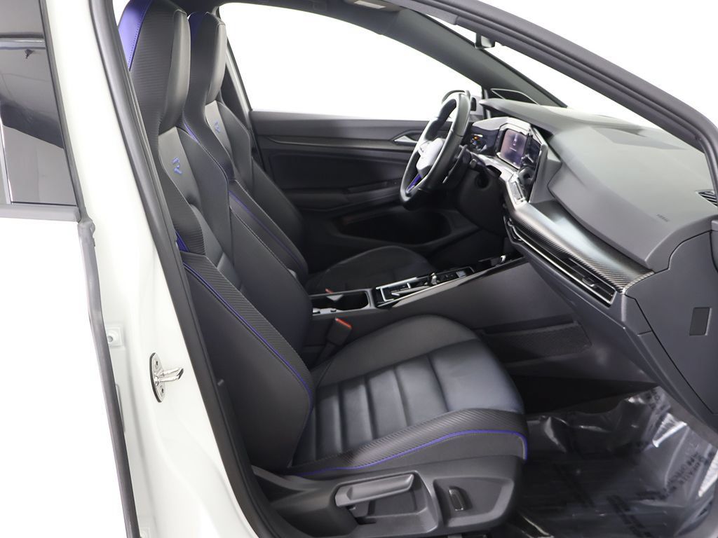 Used 2024 Volkswagen Golf R AWD/4WD image 35