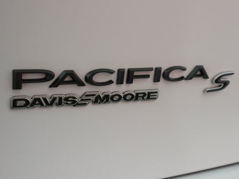 New 2026 Chrysler Pacifica Select image 38