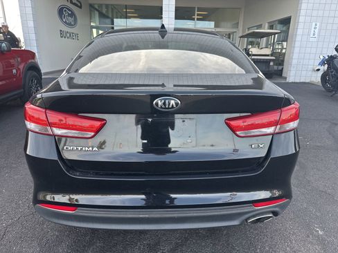 Used 2017 Kia Optima EX image 3