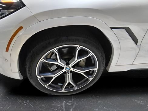 Used 2023 BMW X6 xDrive40i AWD/4WD image 30