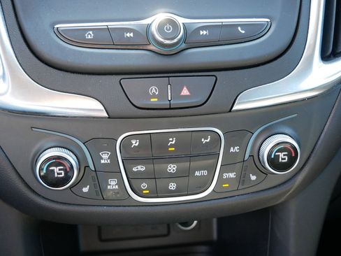 Used 2024 Chevrolet Equinox LT AWD/4WD image 19