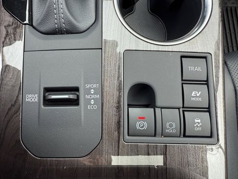 New 2026 Toyota Highlander Limited image 23