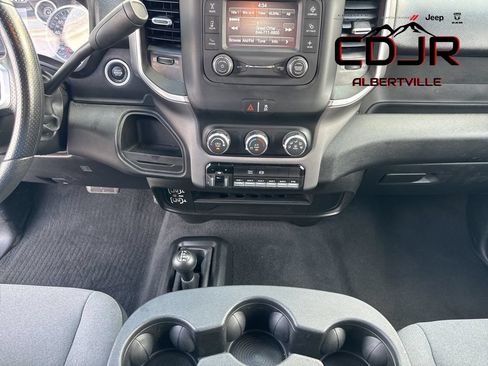 Used 2024 RAM 3500 SLT w/ Quick Order Package 2YG SLT AWD/4WD image 37