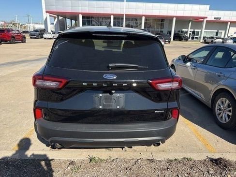 Used 2025 Ford Escape ST-Line image 6